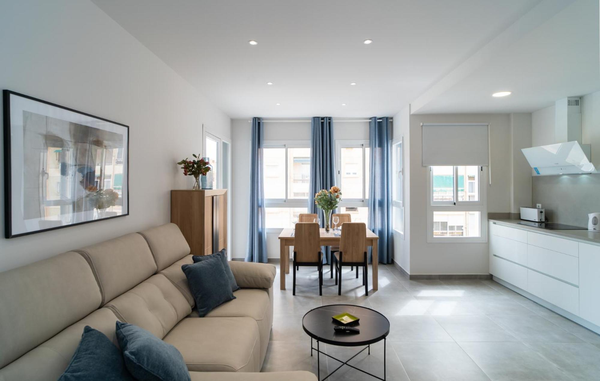 Aac Malaga - Apartamento Con Terraza, Muy Amplio, Totalmente Equipado, Cerca Del Centro Y Nuevo! Pokoj fotografie