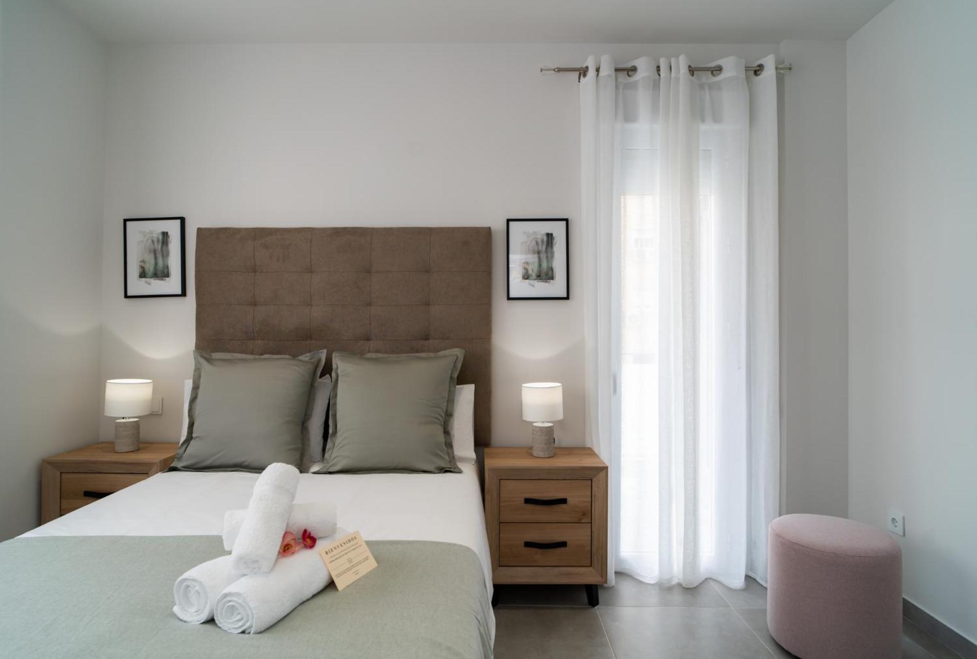 Aac Malaga - Apartamento Con Terraza, Muy Amplio, Totalmente Equipado, Cerca Del Centro Y Nuevo! Pokoj fotografie