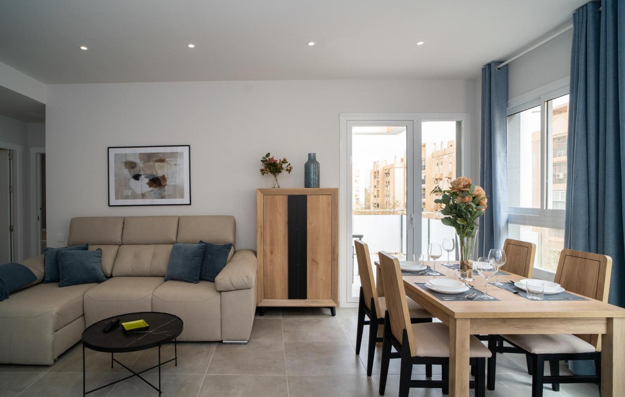 Aac Malaga - Apartamento Con Terraza, Muy Amplio, Totalmente Equipado, Cerca Del Centro Y Nuevo! Pokoj fotografie